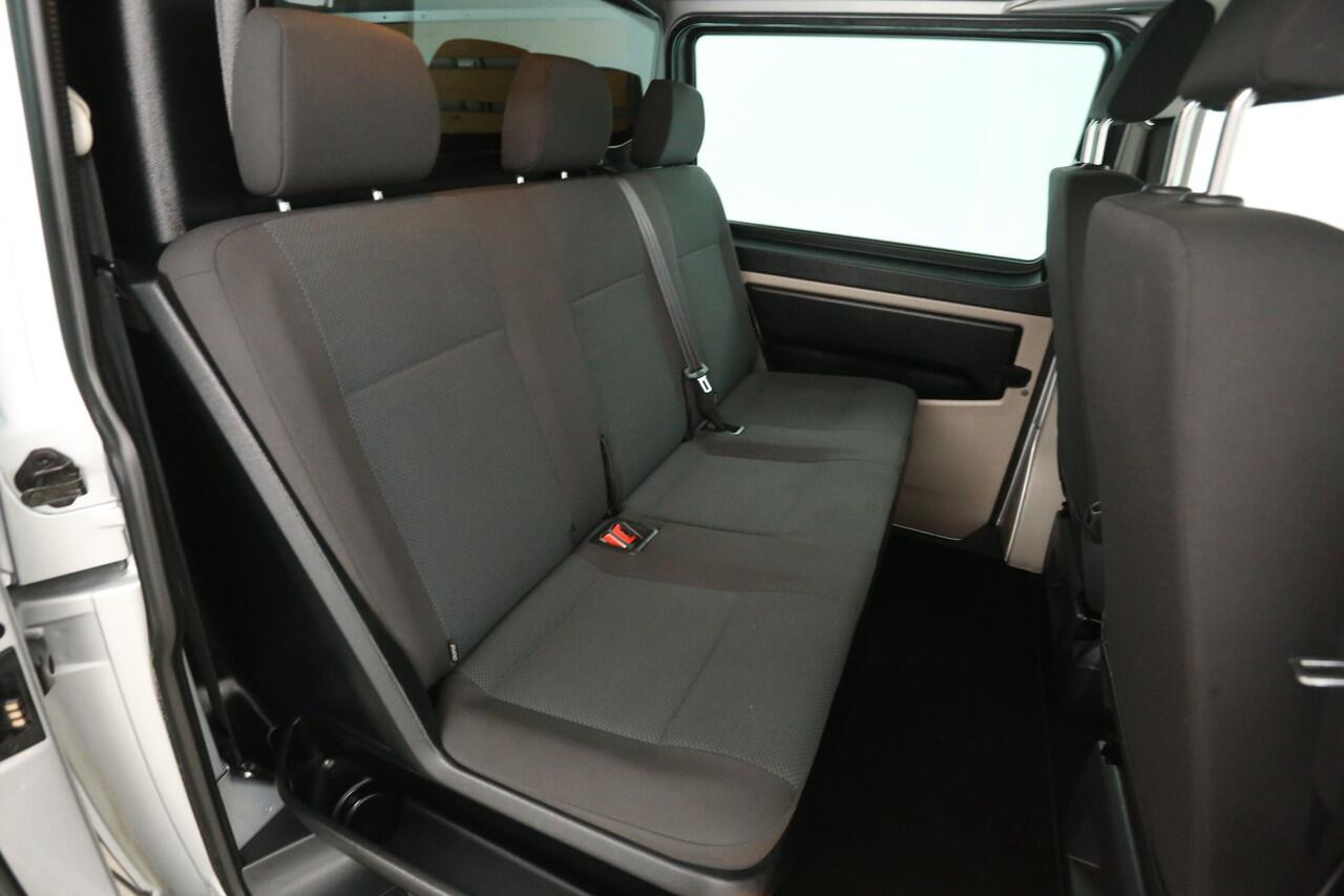 Volkswagen TRANSPORTER 2.0 TDI 150PK L2H1 | DC | Automaat | Airco | 2xSchuifdeur | ACC | Carplay | Trekh. | Navi | Parkeersens.