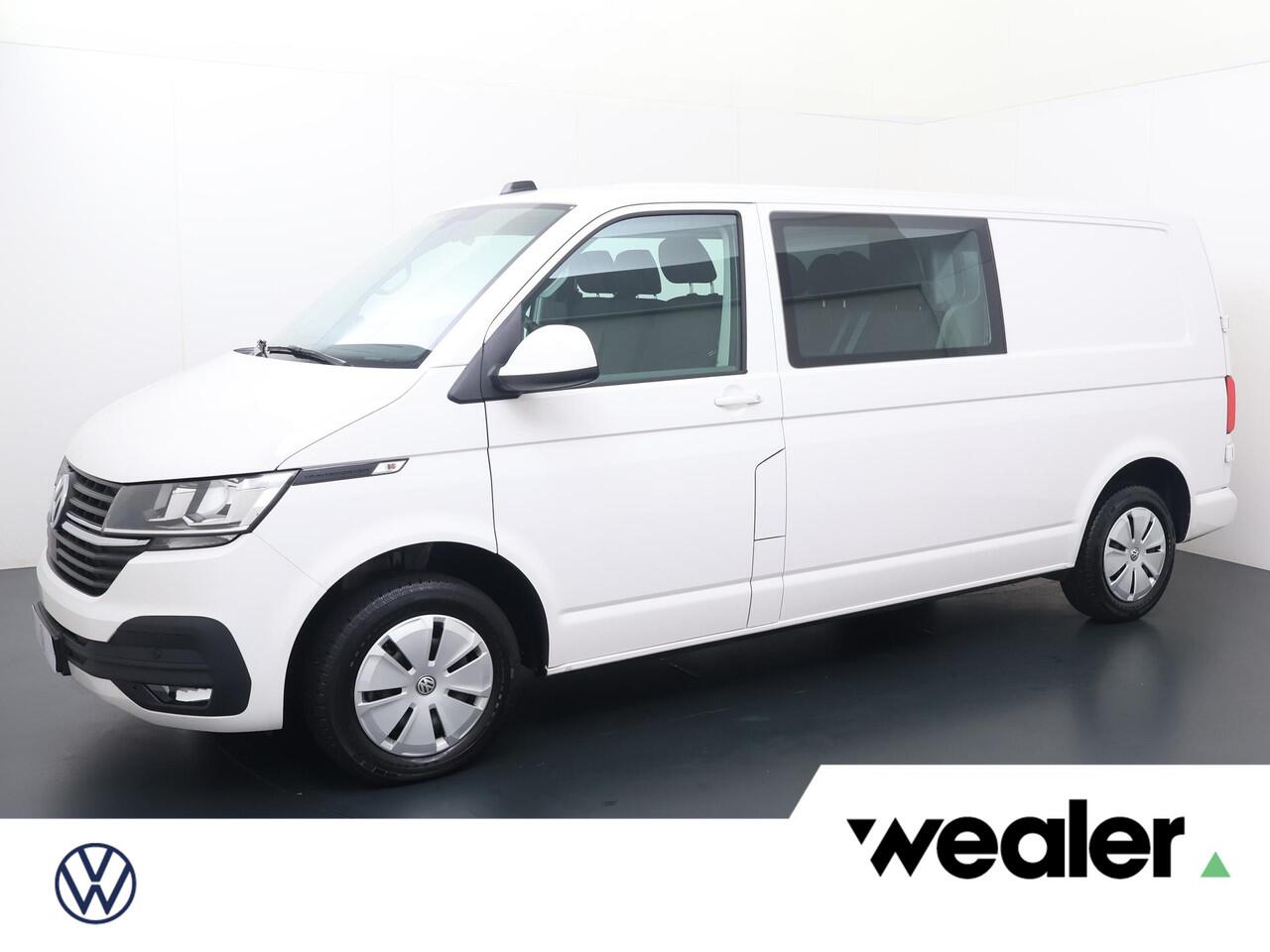 Volkswagen TRANSPORTER 2.0 TDI L2H1 30 DC Highline | 110 PK | Trekhaak | Navigatiesysteem | Cruise control |