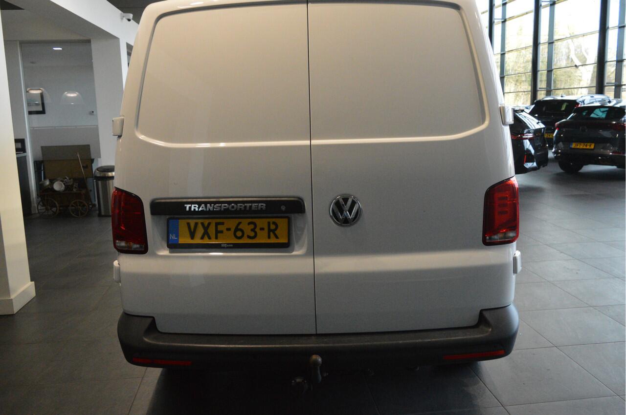 Volkswagen TRANSPORTER 2.0 TDI L2H1 airco navi cruise pdc trekhaak 150 pk !!