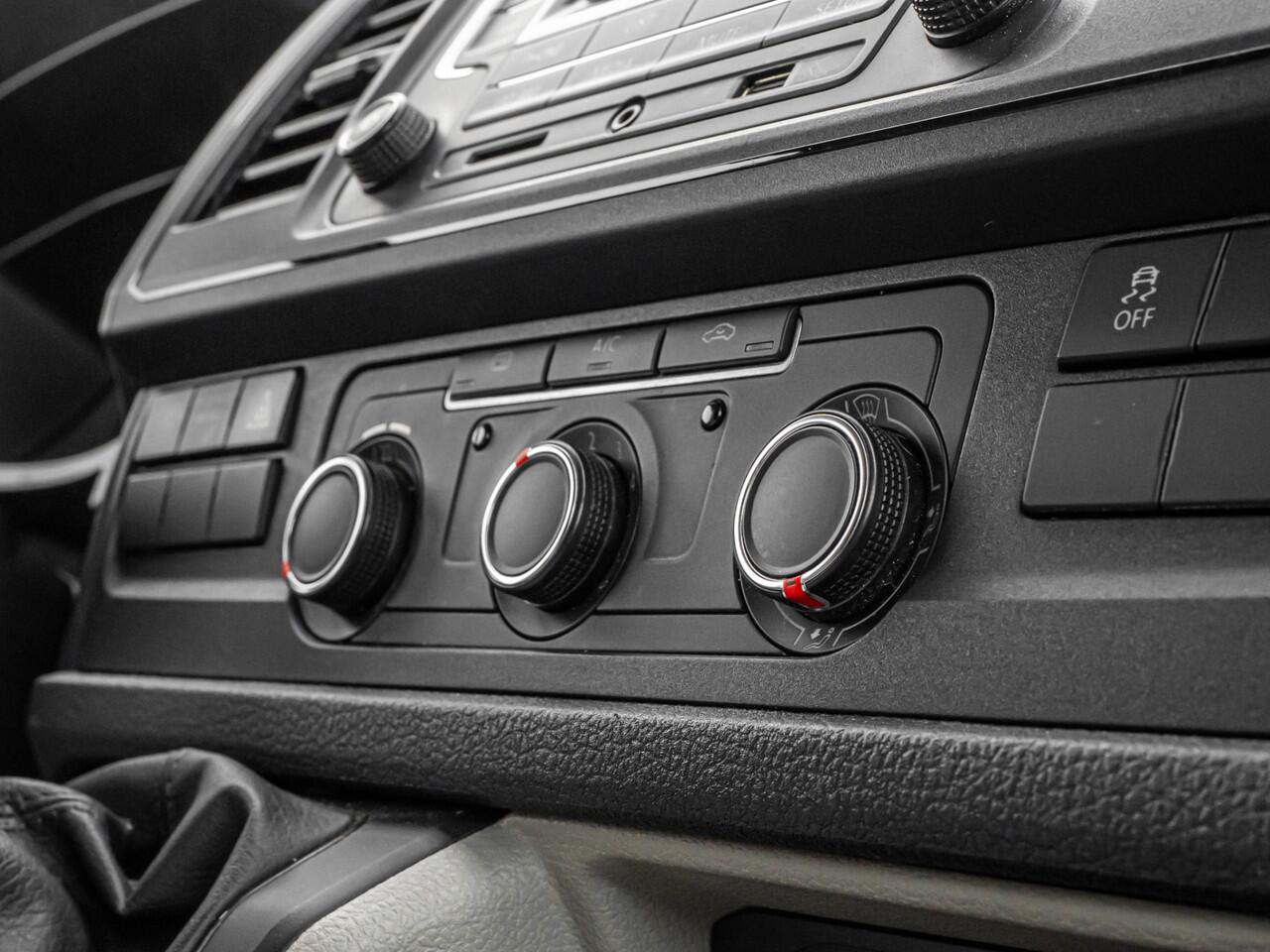 Volkswagen TRANSPORTER Kombi 2.0 TDI L1H1 EX BTW BPM VRIJ PRIVACY GLASS