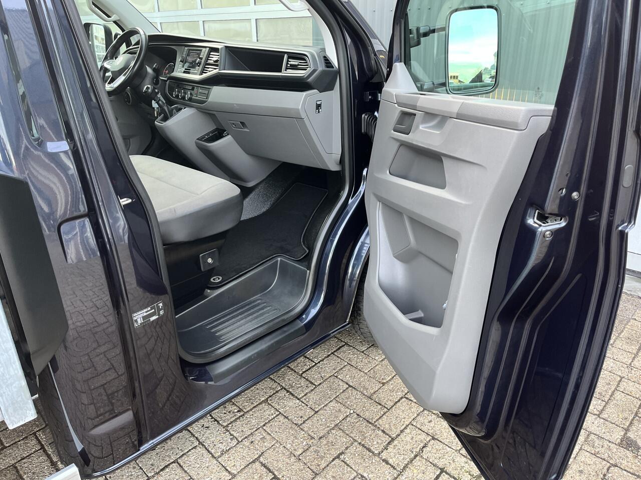 Volkswagen TRANSPORTER 2.0 TDI L2 Pick up open laadbak Pick-up met Airco Telefoonverbinding 3-Persoons 1e eigenaar Dealer onderhouden P-up Bakwagen Doka Pritsche Euro 6