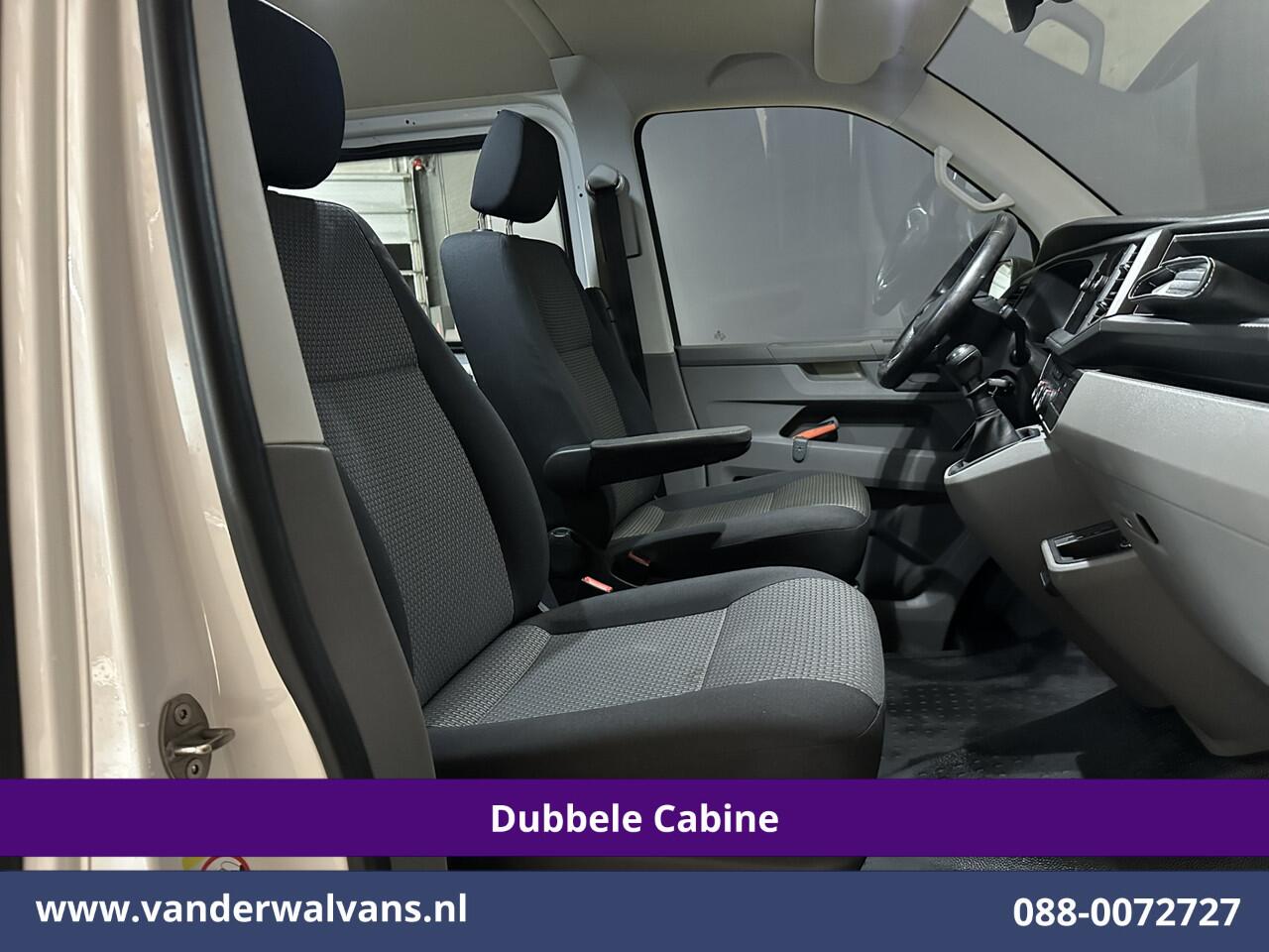 Volkswagen TRANSPORTER 2.0 TDI L2H1 Dubbele Cabine Euro6 Airco | 5-Zits | Navigatie | Trekhaak | Apple Carplay Android Auto, Cruisecontrol, Parkeersensoren