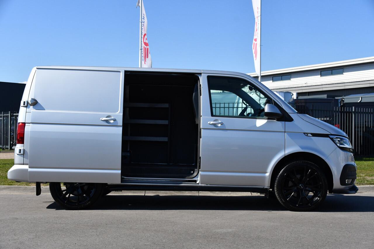 Volkswagen TRANSPORTER 2.0 TDI L1H1 30 Highline PB Edition Adaptieve Cruise, Camera, Carplay, 150PK, LED, Sensoren, Automaat, Multimedia, UNIEK!