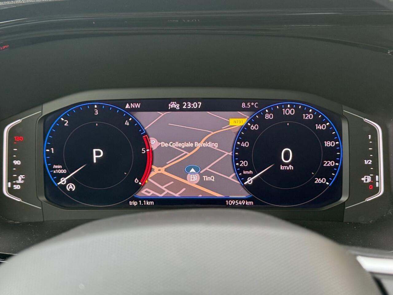 Volkswagen TRANSPORTER 2.0 TDI 150PK L2H1 Bulli NAP / Dubbele schuifdeur / Virtual Cockpit / Airco / Comfortstoelen