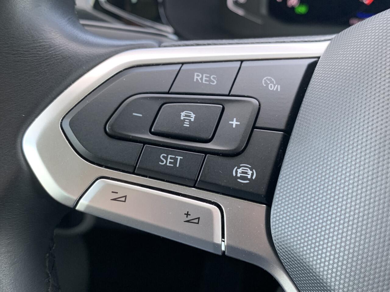 Volkswagen TRANSPORTER 2.0 TDI L2H1 32 DC Bulli 204PK LEER / CAMERA / TV / AUTOMAAT / ETC ETC