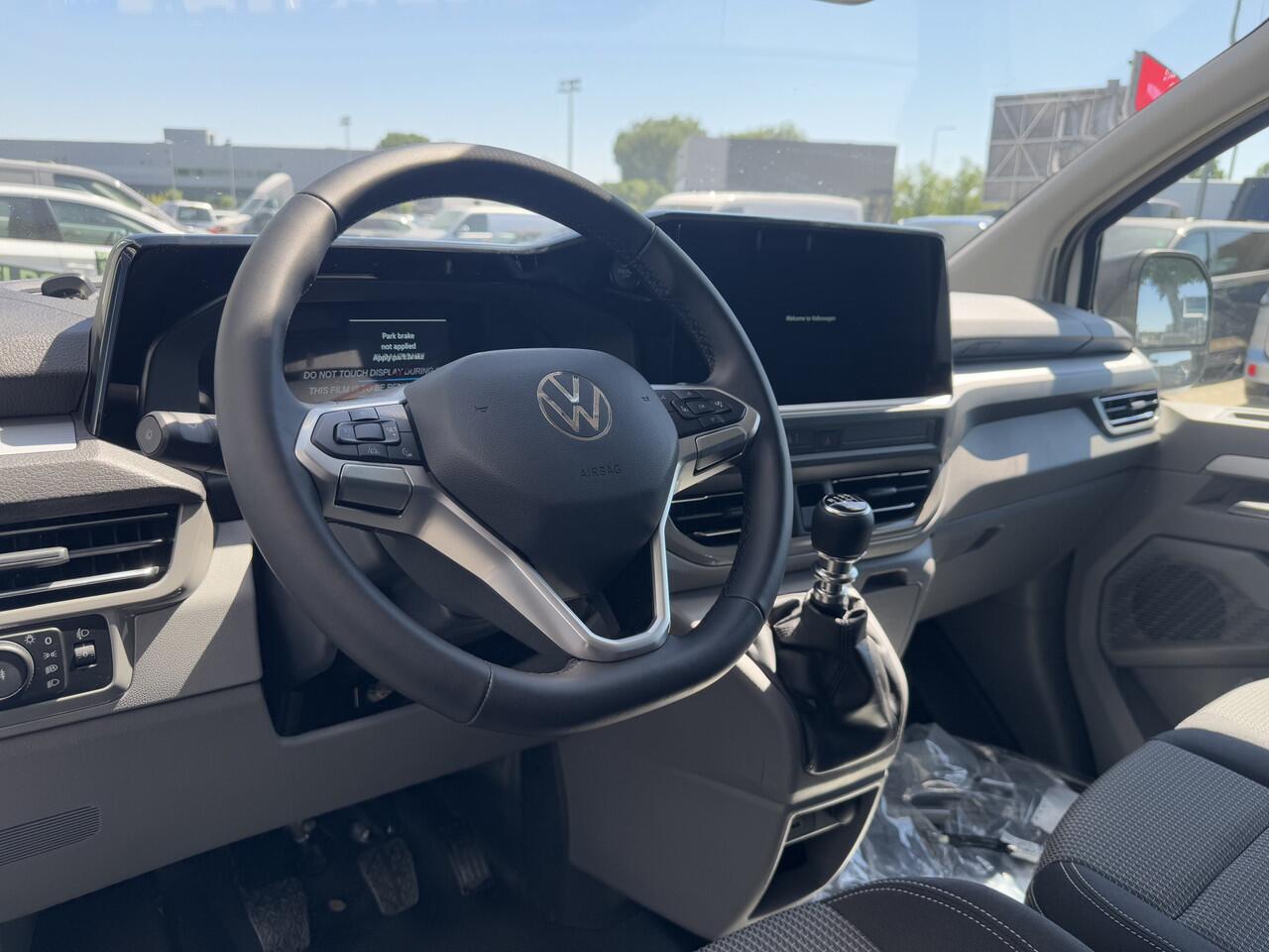 Volkswagen TRANSPORTER 2.0 TDI L1H1 28 Life 110pk **BPM vrij**