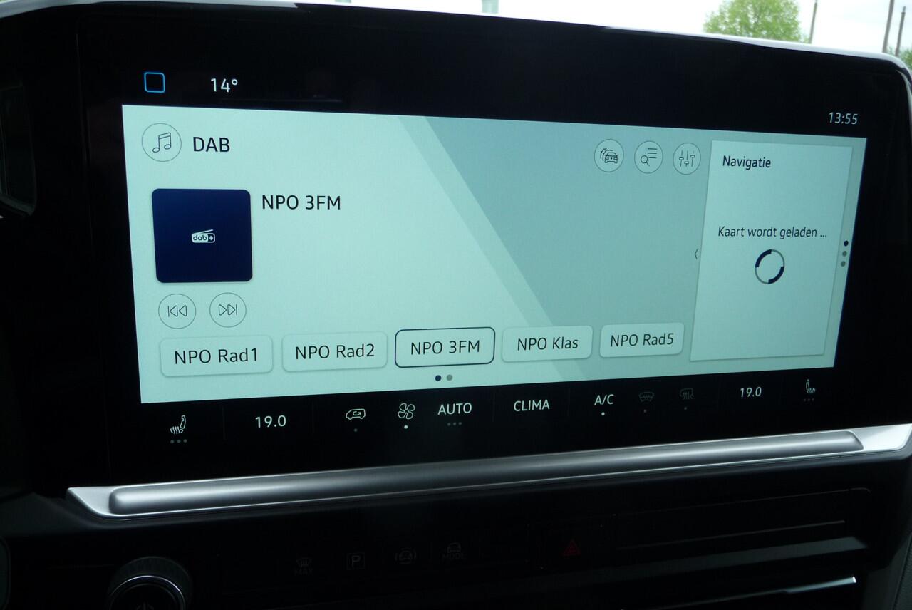 Volkswagen TRANSPORTER 2.0 TDI L2H1 30 Bulli Autm 170 pk Nieuw model BPM vrij