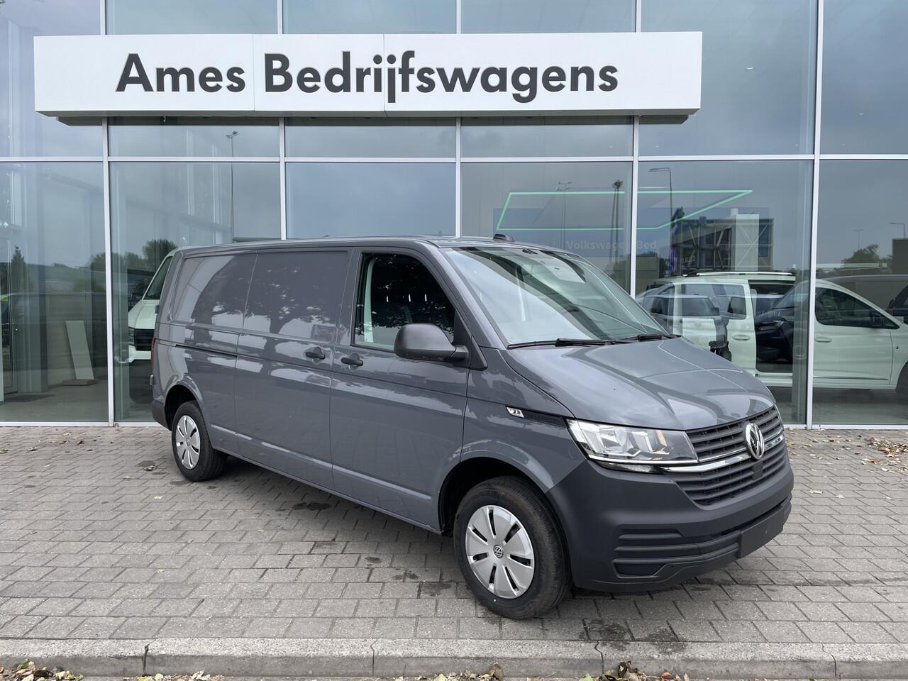 Volkswagen TRANSPORTER 2.0 TDI 150 pk L2H1 28 | PDC | App connect | Cruise control | Bijrijdersbank