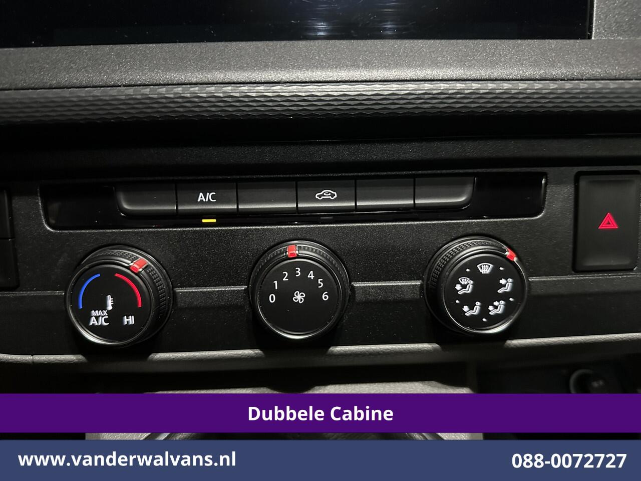 Volkswagen TRANSPORTER 2.0 TDI L2H1 Dubbele Cabine Euro6 Airco | 5-Zits | Navigatie | Trekhaak | Apple Carplay Android Auto, Cruisecontrol, Parkeersensoren