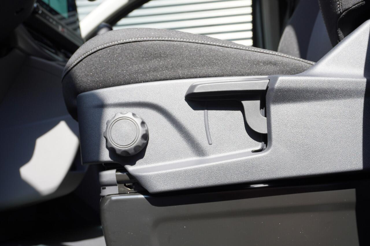 Volkswagen TRANSPORTER 2.0 TDI L2H1 30 Life 150 pk, MF stuurwiel, Climatronic, PDV V + A, Achteruitrijcamera