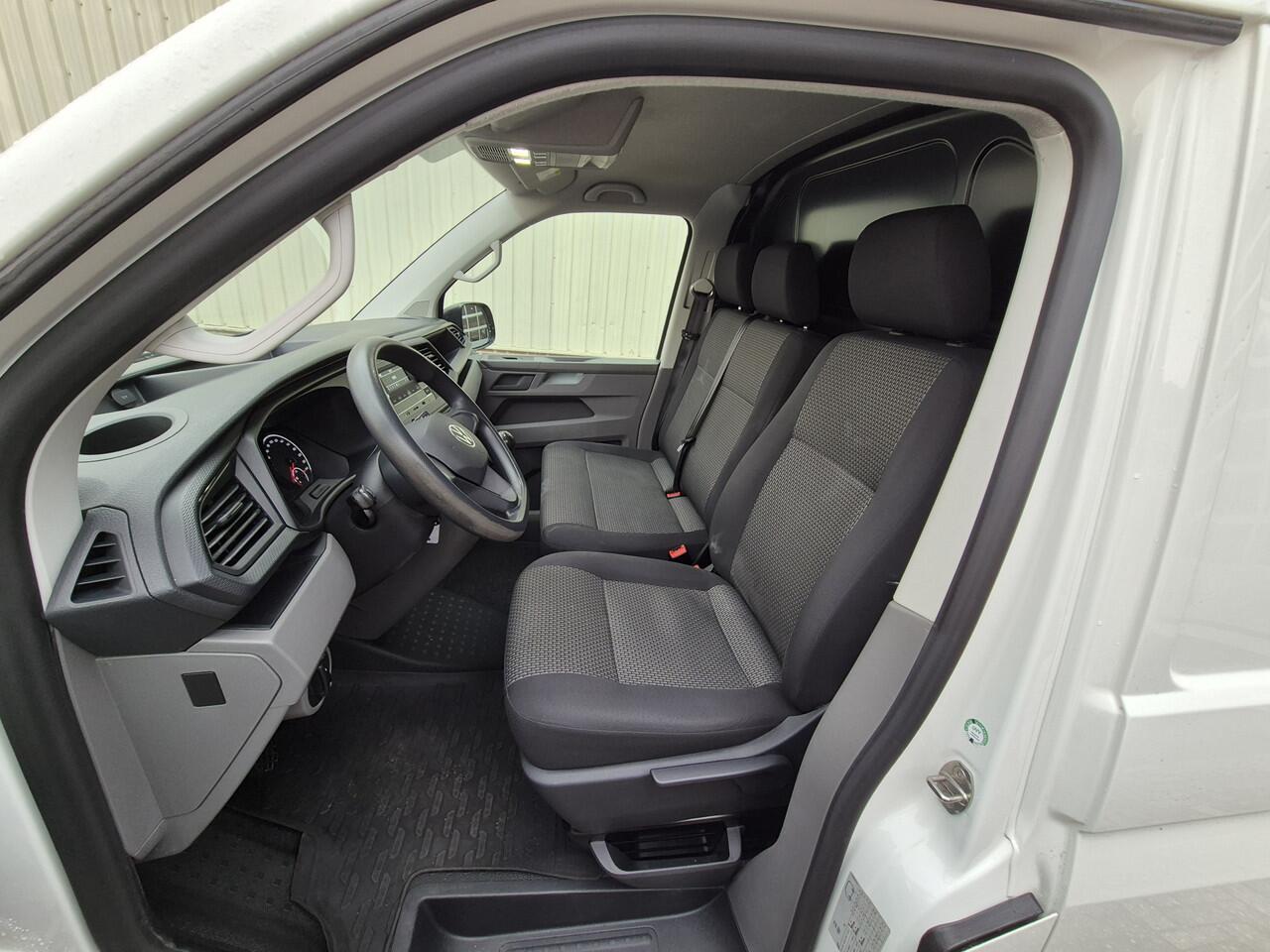 Volkswagen TRANSPORTER 2.0 TDI EU6 L1H1 28 | AIRCO | PDC |