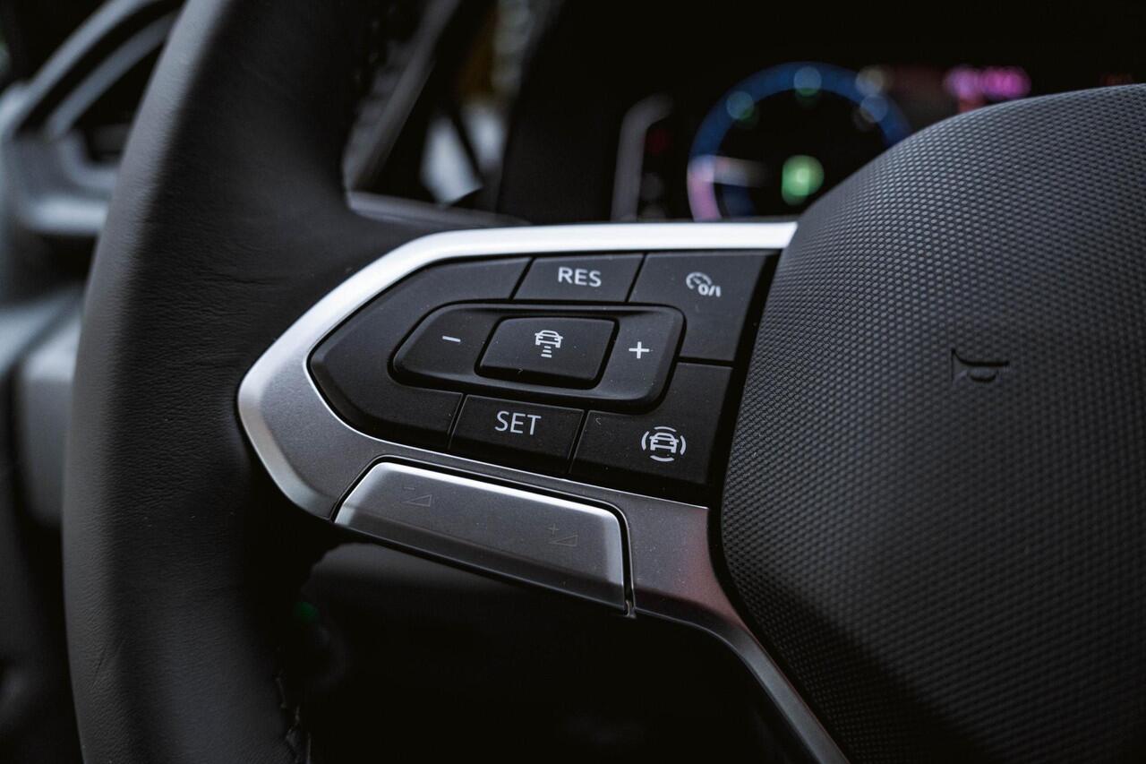 Volkswagen TRANSPORTER T6.1 Caravelle 2.0 TDI 150 PK DSG CARAVELLE L2H1 ACC | LED | Digital Cockpit | Virtual Cockpit |