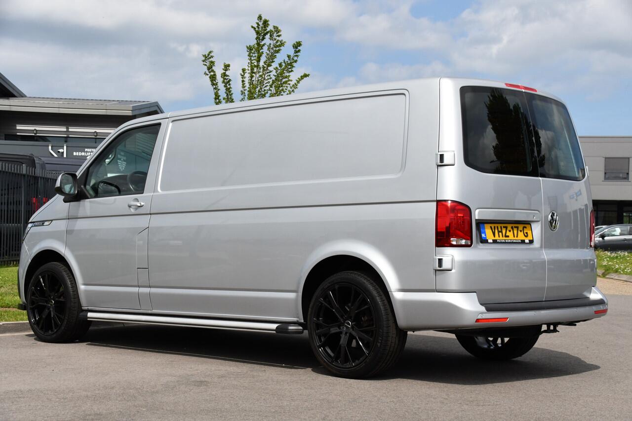 Volkswagen TRANSPORTER 2.0 TDI L2H1 Bulli Virtual, Adaptieve Cruise, Camera, Carplay, NAVI, LED, 150pk, Sensoren, Automaat, Uniek!