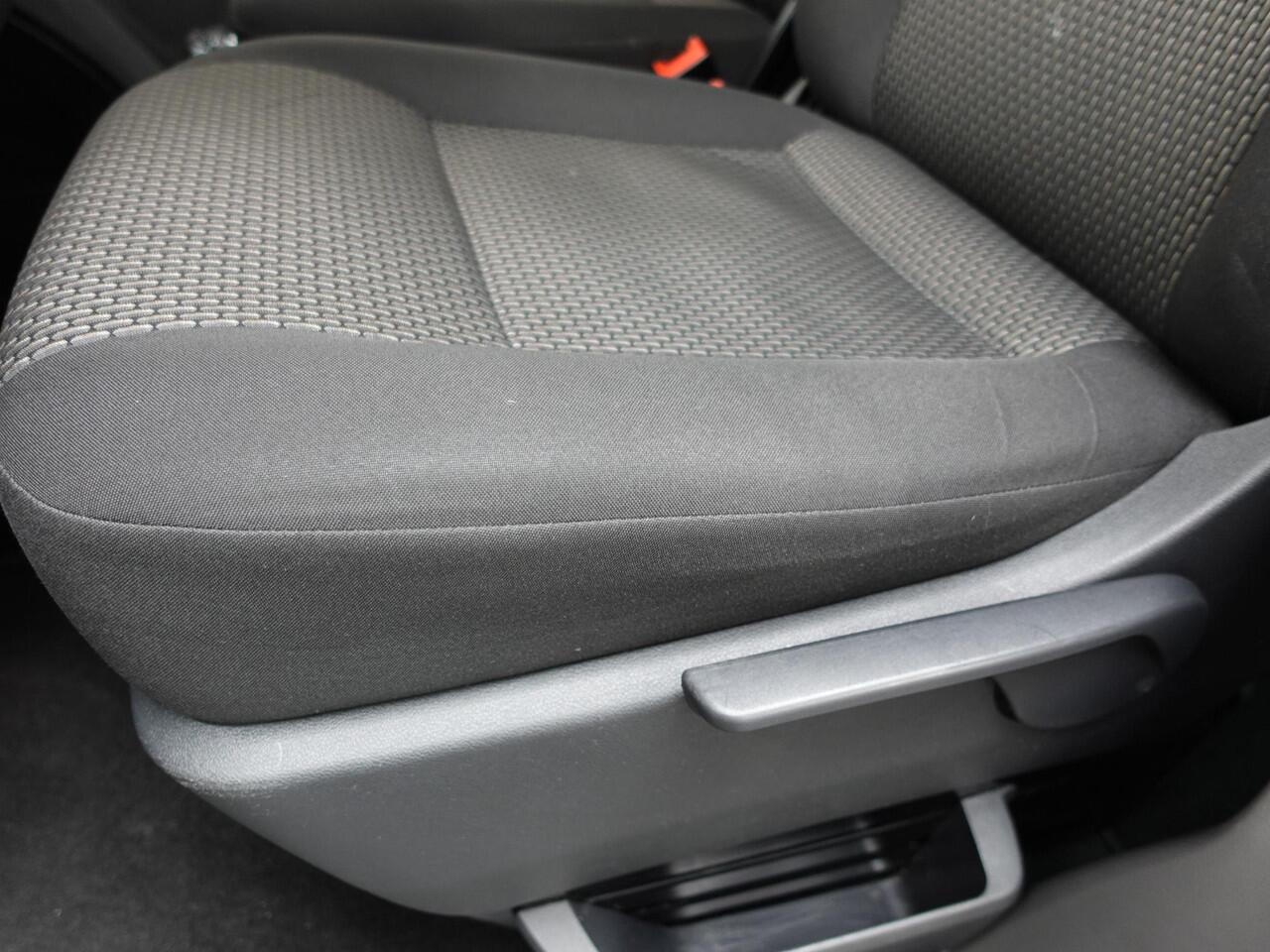 Volkswagen TRANSPORTER 150pk Automaat L2 Dubbele cabine Bulli Apple Carplay Cruise control Camera Airco Euro6