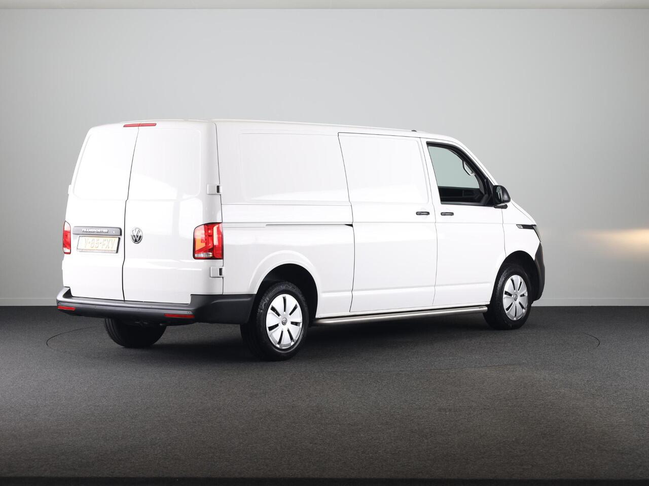 Volkswagen TRANSPORTER 2.0 TDI L2H1 28 Comfortline 110 pk | Verlengde garantie | Navigatie via App | Parkeersensoren achter | Cruise control |