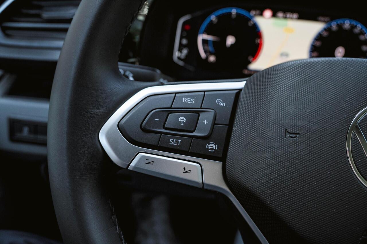 Volkswagen TRANSPORTER 2.0 TDI L2H1 204 PK DSG FULL OPTIONS DUB/CAB 204 PK DSG A-KLEP FULL OPTIONS DUB/CAB