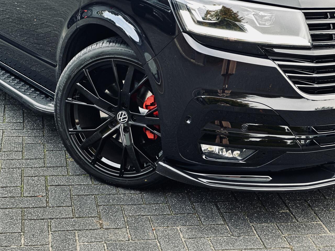 Volkswagen TRANSPORTER 2.0 TDI 150pk | DSG | Bulli Black Edition | Lang L2 | LED | Navi | Camera | Adapt Cruise | Trekhaak | Ex btw