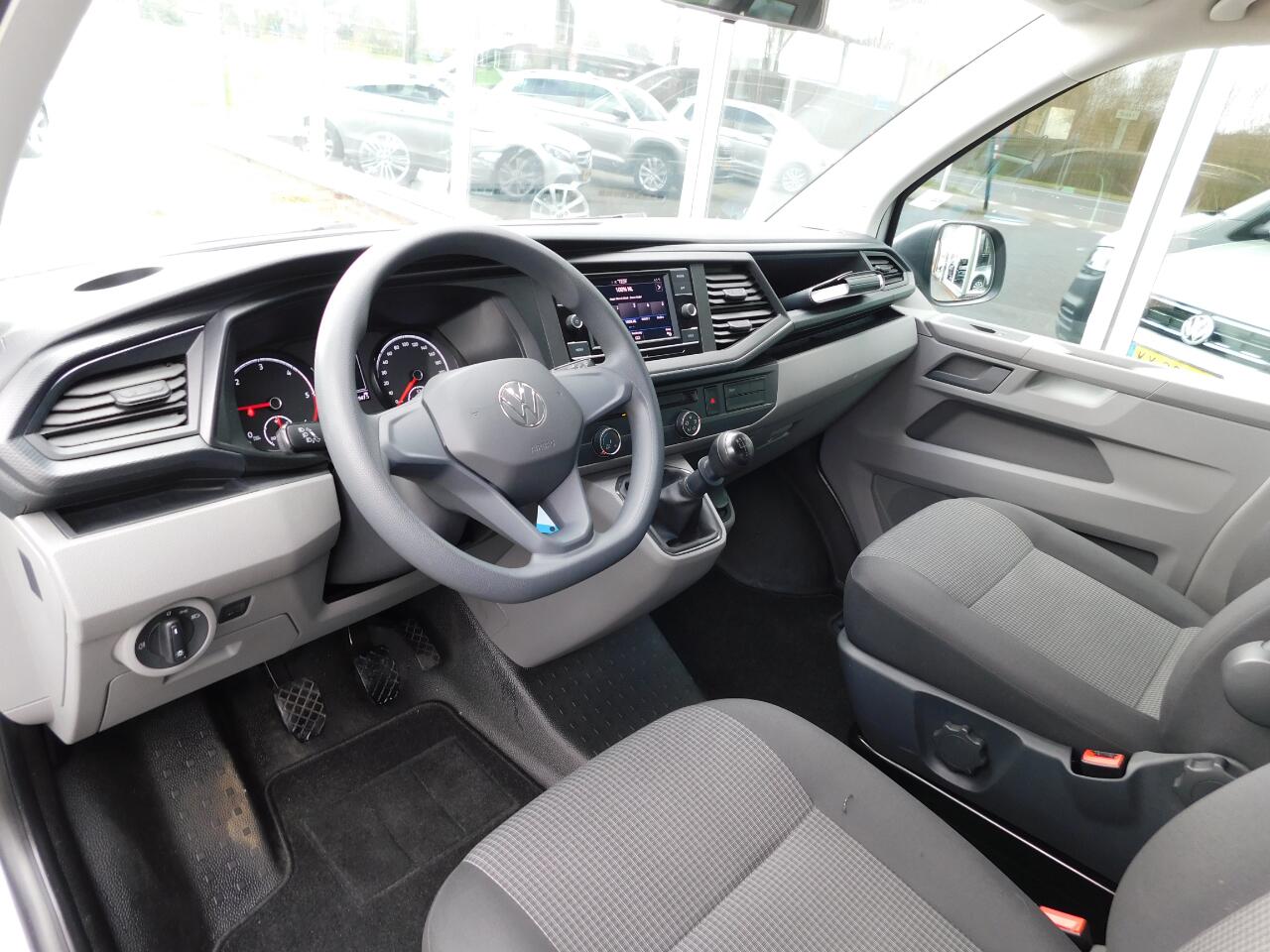 Volkswagen TRANSPORTER 2.0TDI 110PK L1H1!! All-in Prijs!