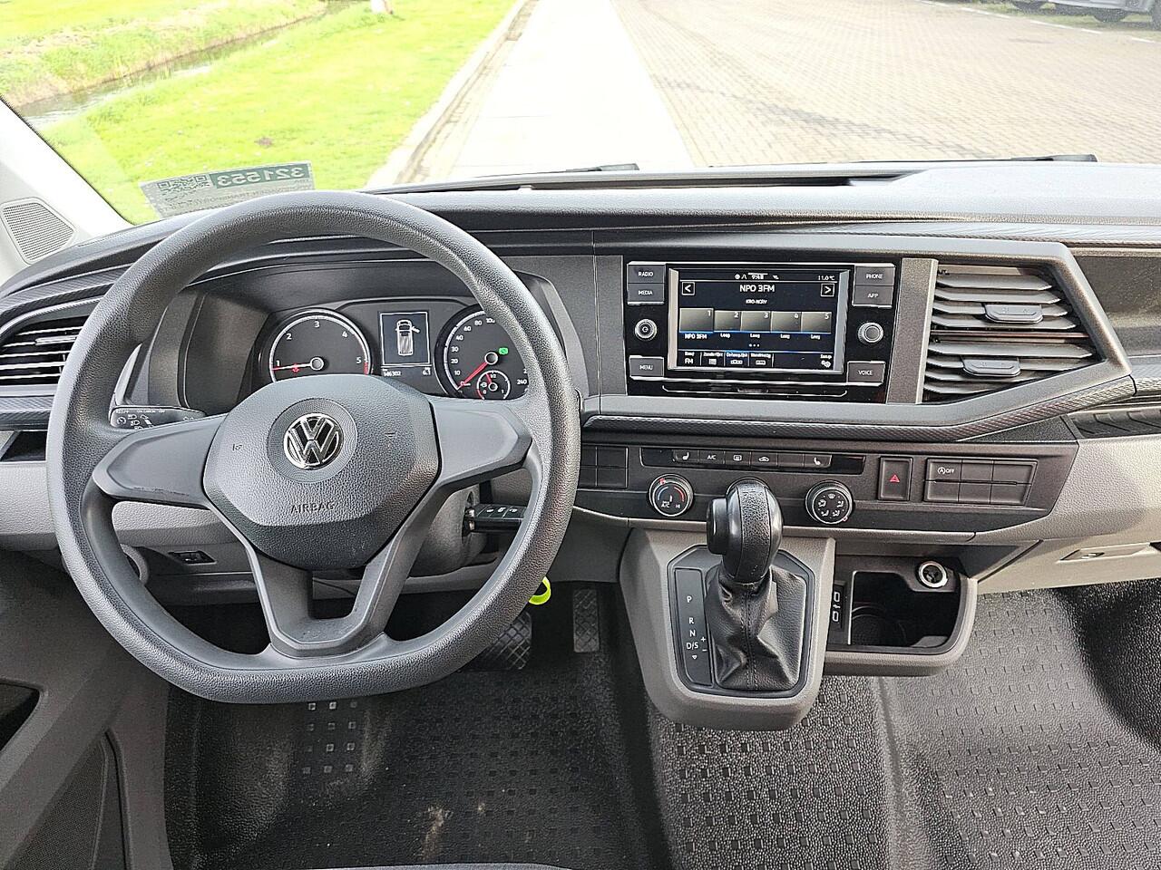 Volkswagen TRANSPORTER 2.0 TDI L2H1 Automaat Airco Achterdeuren 3 Zits Cruise Control Euro6 150 PK!