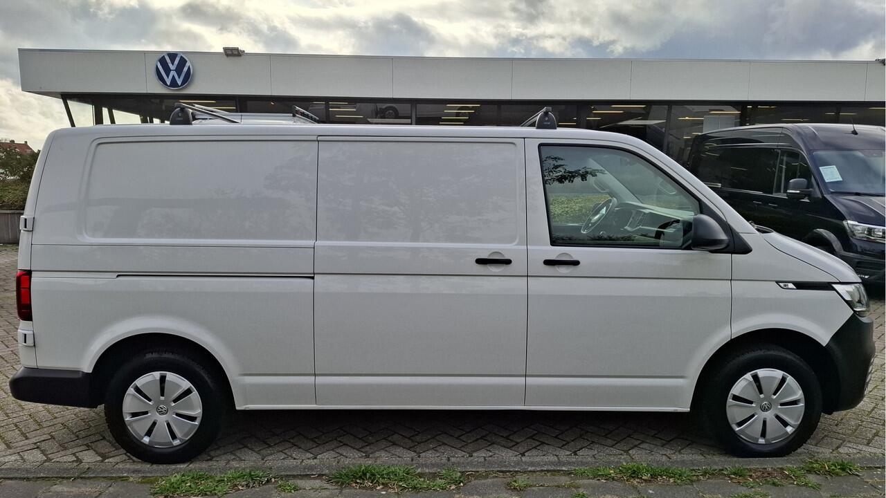 Volkswagen TRANSPORTER 2.0 TDI L2H1 Comfortline Navigatie / Trekhaak / PDC / Cruise