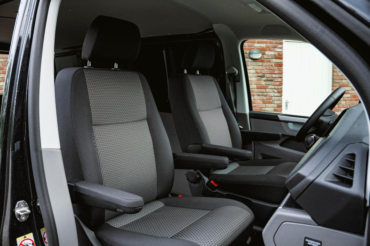 Volkswagen TRANSPORTER T6.1 2.0 TDI 204PK DSG L2H1 HIGHLINE ENK/CAB Standkachel | LED | ACC | 2x Schuifdeuren | Virtual cockpit |