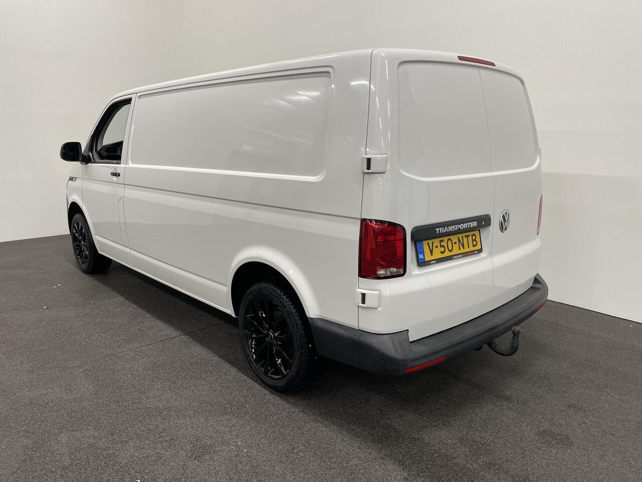 Volkswagen TRANSPORTER 2.0 TDI L2H1 Trendline Airco Cruise Control Trekhaak Regensensor