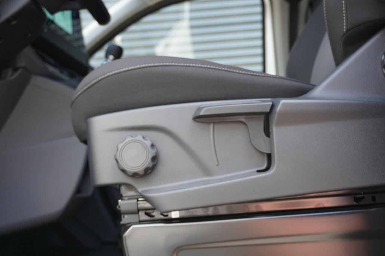 Volkswagen TRANSPORTER 2.0 TDI L1H1 28 Life, Bijrijdersstoel, Climatronic, PDV V + A