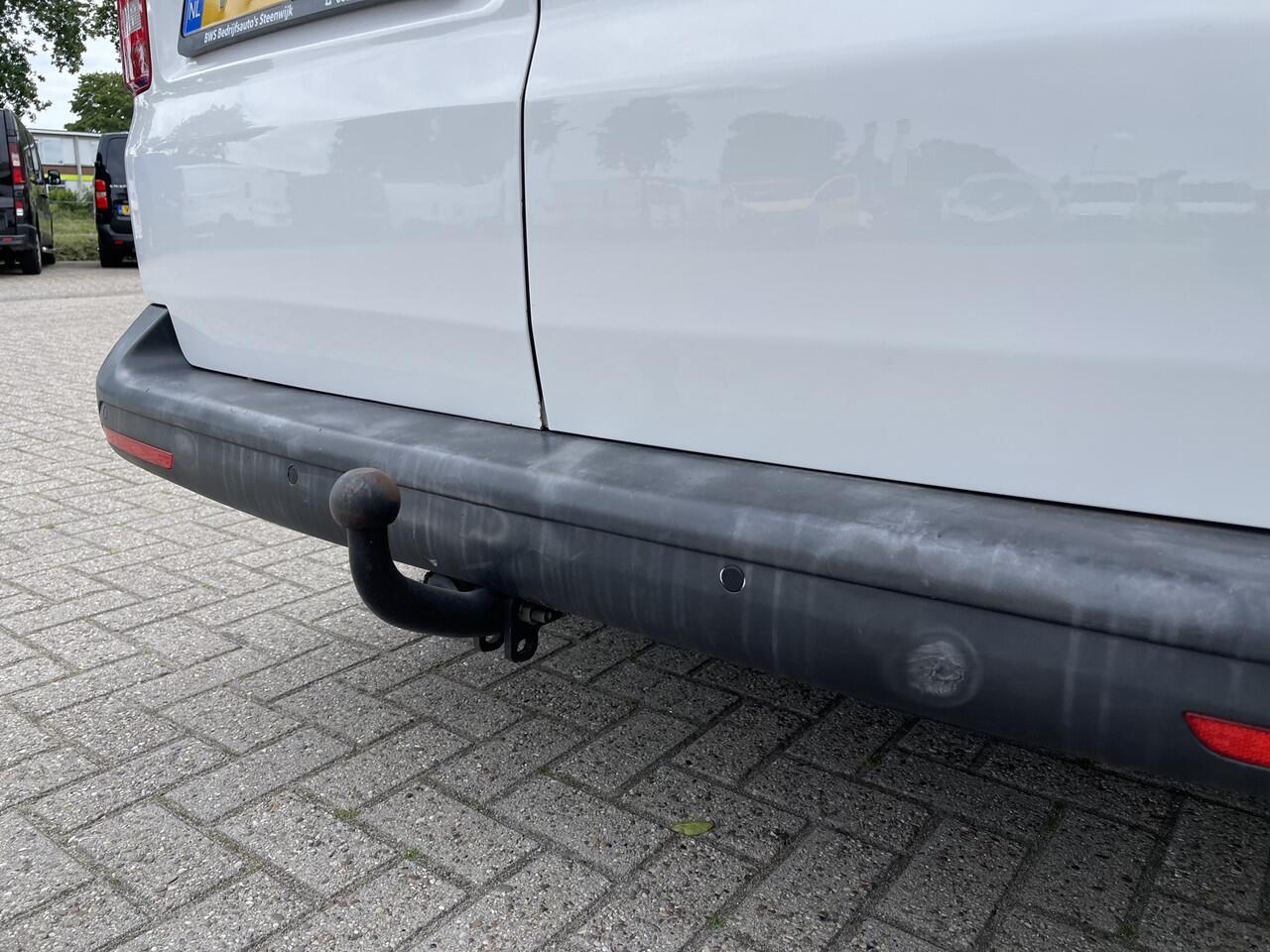 Volkswagen TRANSPORTER 2.0 TDI 102pk L1H1 Comfortline / bpm vrij / euro 6 diesel / prijs rijklaar ¤ 16.950 ex btw / lease vanaf ¤ 285 / Bott ingerichte laadruimte / airco / cruise / trekhaak 2200 kg !