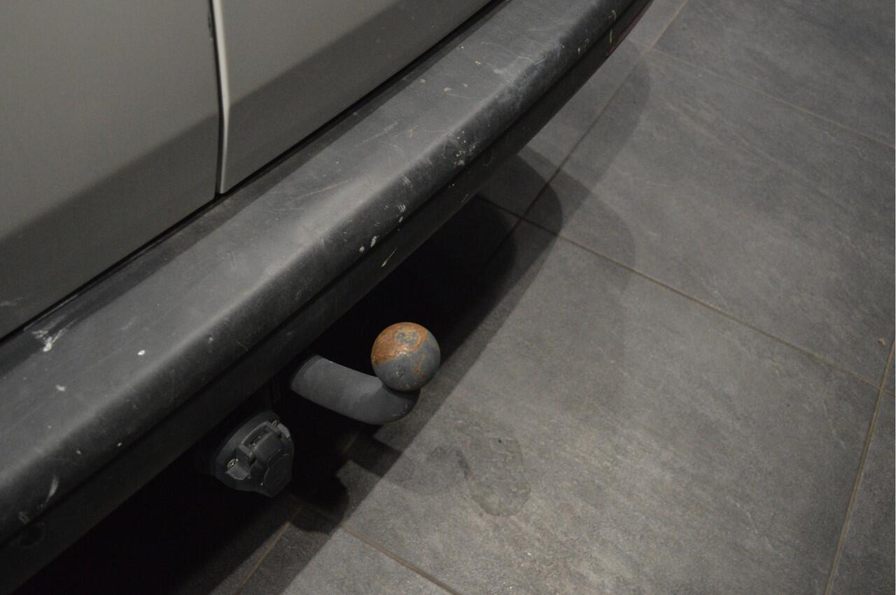 Volkswagen TRANSPORTER 2.0 TDI L2H1 navi airco cruise pdc trekhaak 110 pk !!