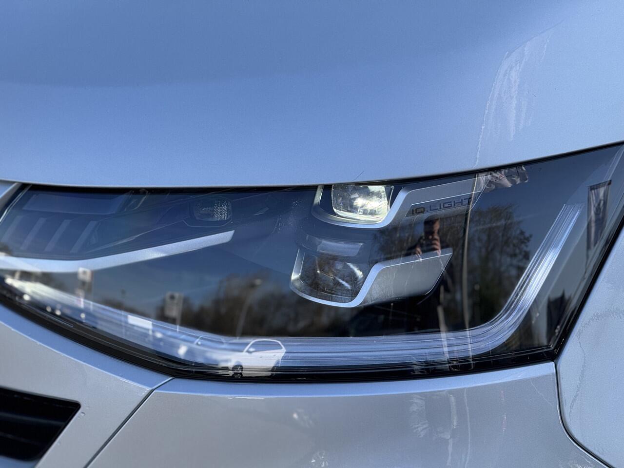 Volkswagen TRANSPORTER 2.0 TDI L2H1 30 Bulli Matrix | Dodehoek | Keyless