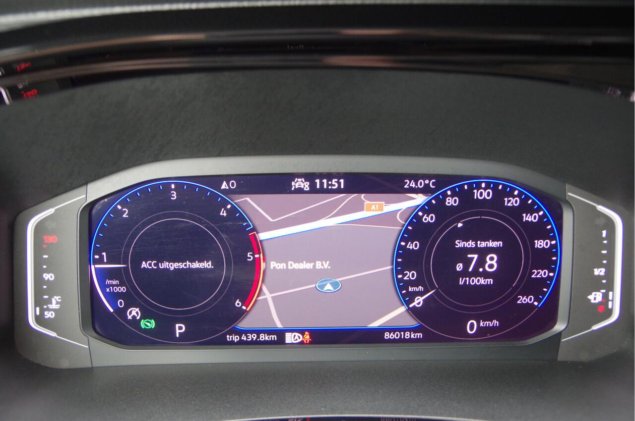 Volkswagen TRANSPORTER 2.0 TDI L2 BULLI, 3-ZITS, 150PK AUT. LED, ADAPT. CRUISE, TREKHAAK, APPLE CARPLAY, NAVI, AIRCO, PARKEERSENSOREN, NL AUTO, NAP