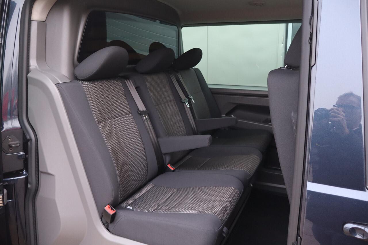 Volkswagen TRANSPORTER 2.0 TDI L2H1 30 DC Bulli NL-Auto!! Camera I Apple Car-Play