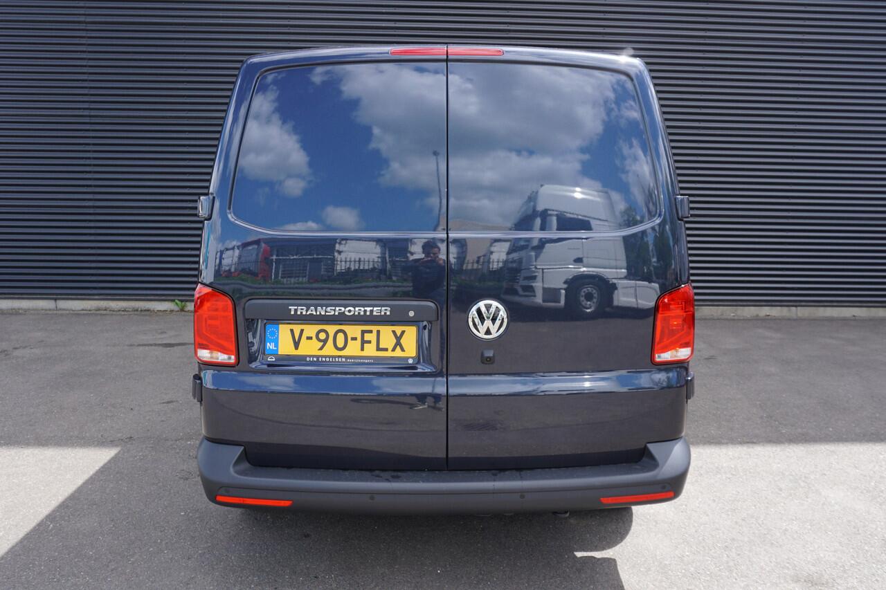 Volkswagen TRANSPORTER 150PK L2 Comfortline Apple Carplay Camera Cruise control Parkeersensoren Airco