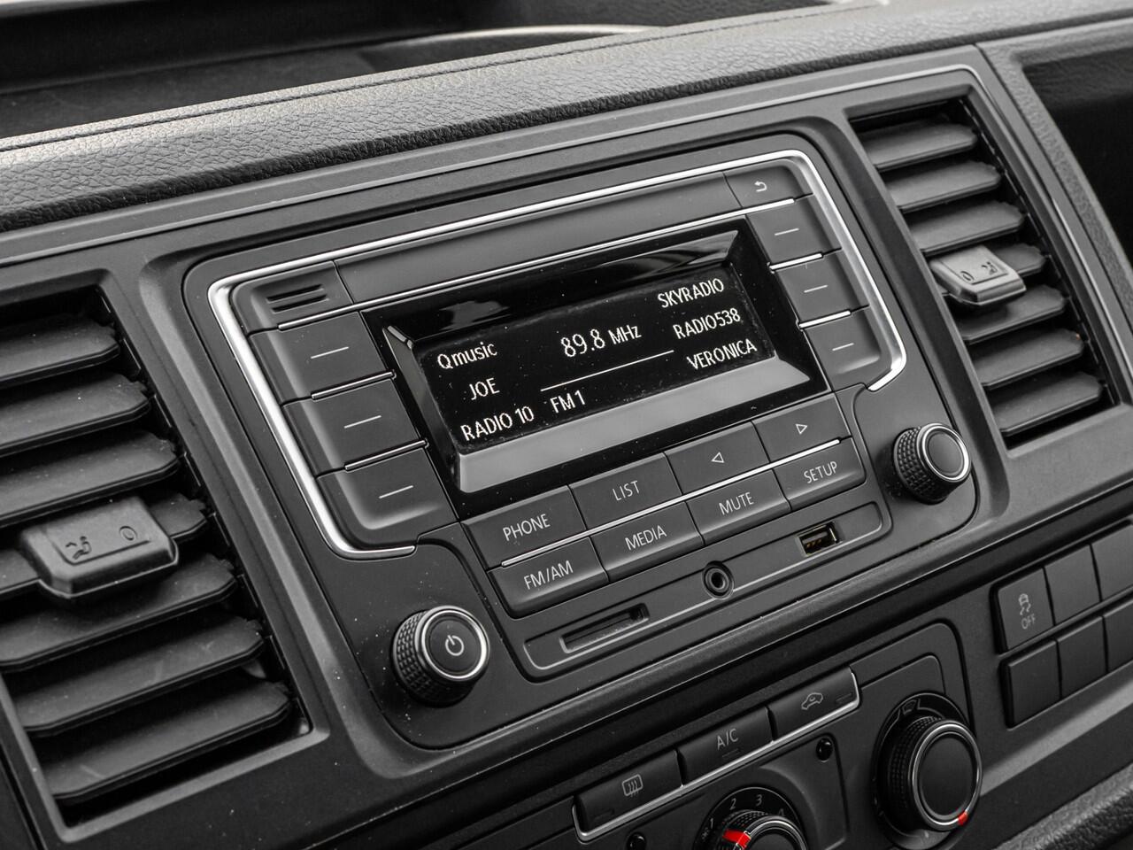 Volkswagen TRANSPORTER Kombi 2.0 TDI L1H1 EX BTW BPM VRIJ PRIVACY GLASS