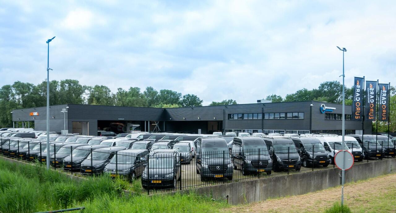 Volkswagen TRANSPORTER 2.0 TDI L1H1 Comfortline 150 PK Airco Cruise Control Trekhaak Parkeersensoren