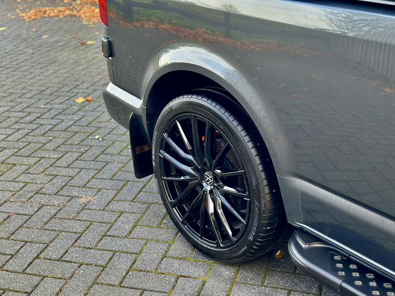 Volkswagen TRANSPORTER 2.0 TDI 150pk | DSG | Automaat | Exlusive | Lang | Adapt Cruise | Standkachel | LED | Stoelverw. | Camera | Ex btw