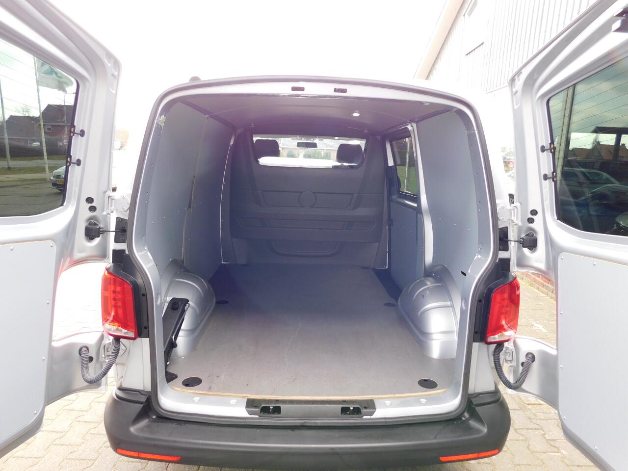 Volkswagen TRANSPORTER 2.0TDI 110PK L1H1!! All-in Prijs!