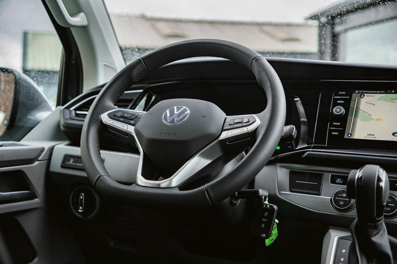 Volkswagen TRANSPORTER T6.1 2.0 TDI 150 PK DSG CARAVELLE L2H1 DUB/CAB A-KLEP ACC | LED | Privacy glass | Apple Carplay/Android Auto