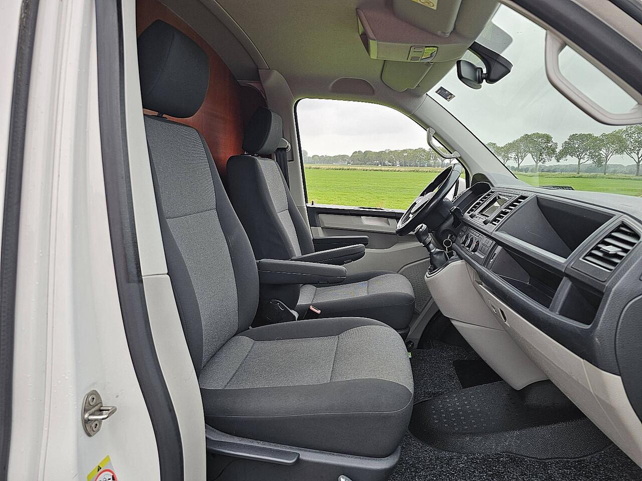 Volkswagen TRANSPORTER 2.0 TDI L1H1 Lm-Velgen NAP Airco Euro6 1e Eigenaar Voorruitverwarming Bumpers-Kleur!