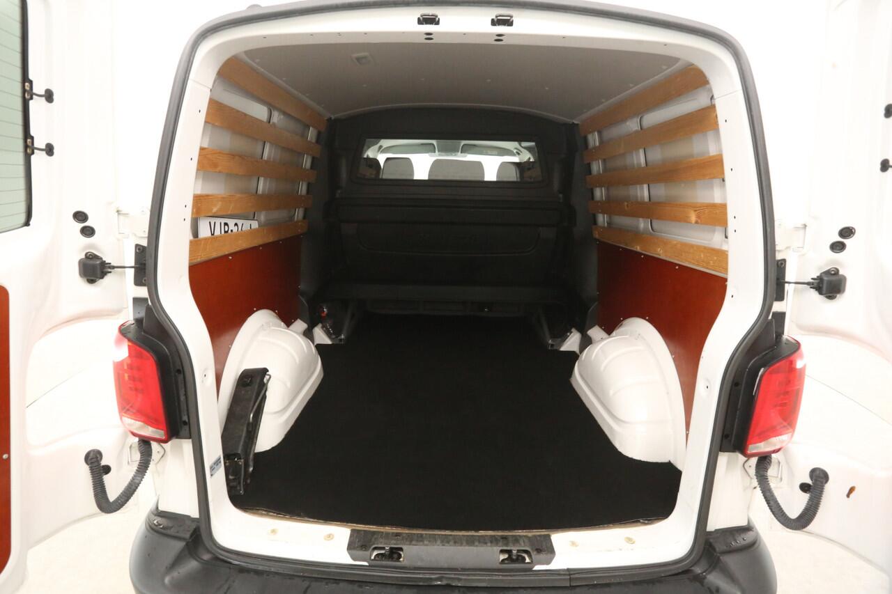 Volkswagen TRANSPORTER 2.0 TDI L2H1 | DC | Airco | Carplay | Trekh. | Cruise | Parkeersens.