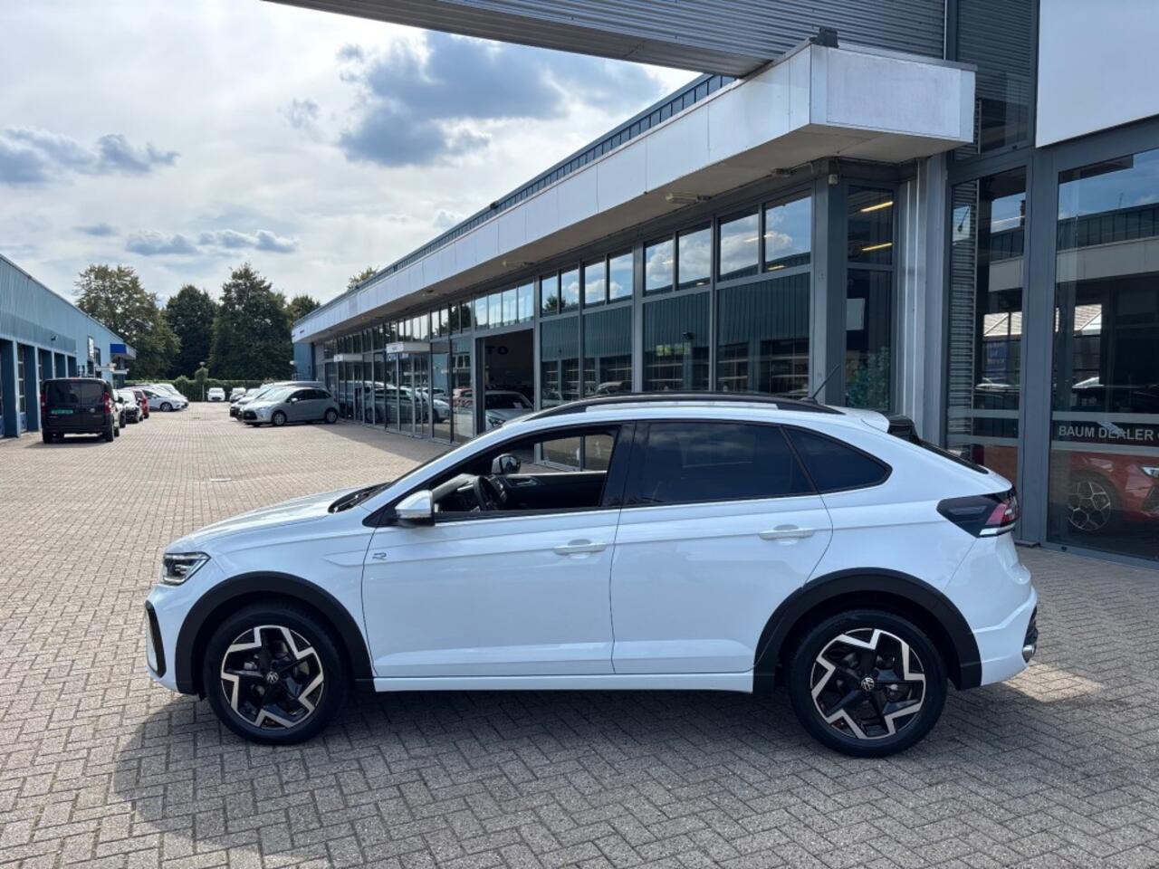 Volkswagen Taigo 1.0 TSI R-LINE AIRCO NAVI CARPLAY PDC STOELVERW.