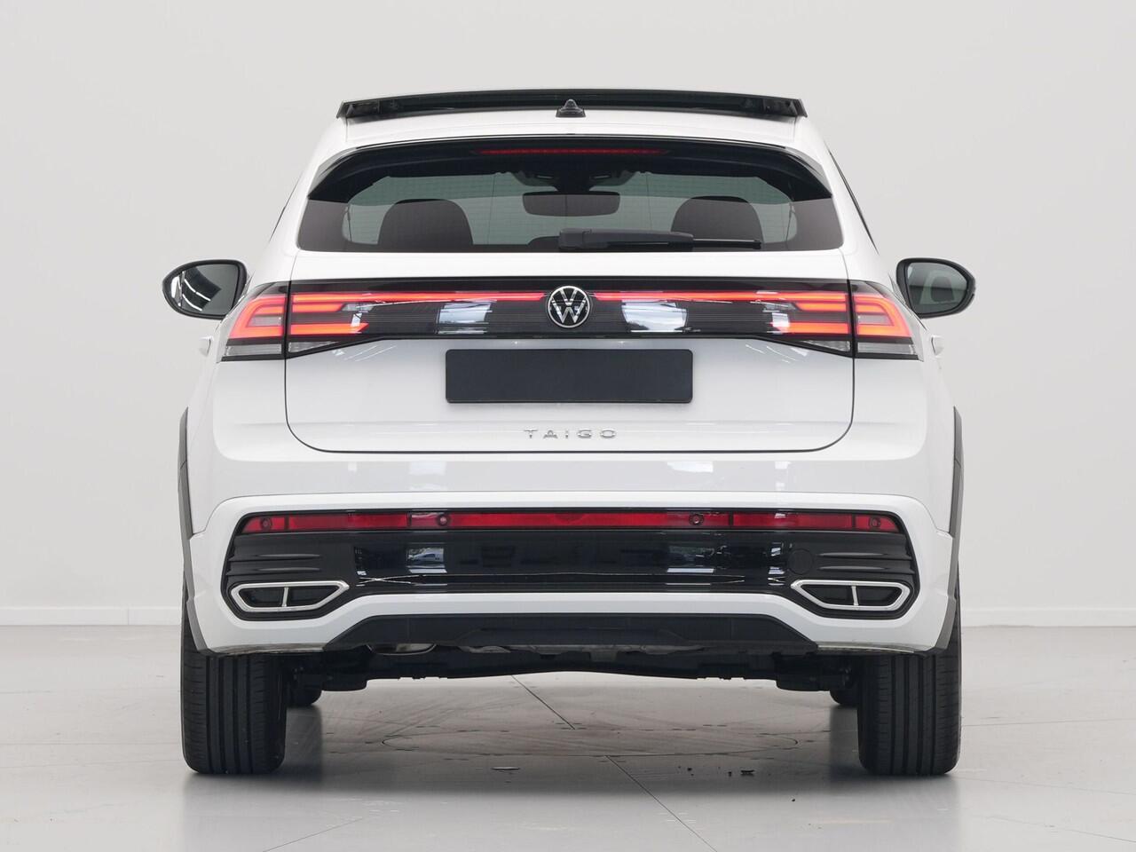 Volkswagen Taigo 1.0 TSI 110pk R-Line Panorama Navi via App Pdc Airco 123