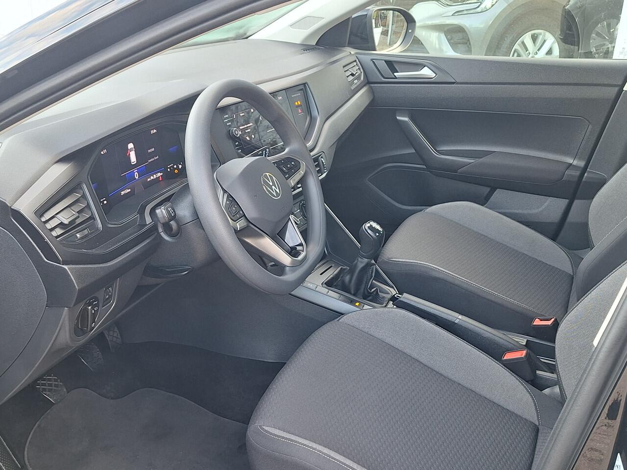 Volkswagen Taigo 1.0 TSI Life Edition CARPLAY-4 SEIZOENEN BANDEN