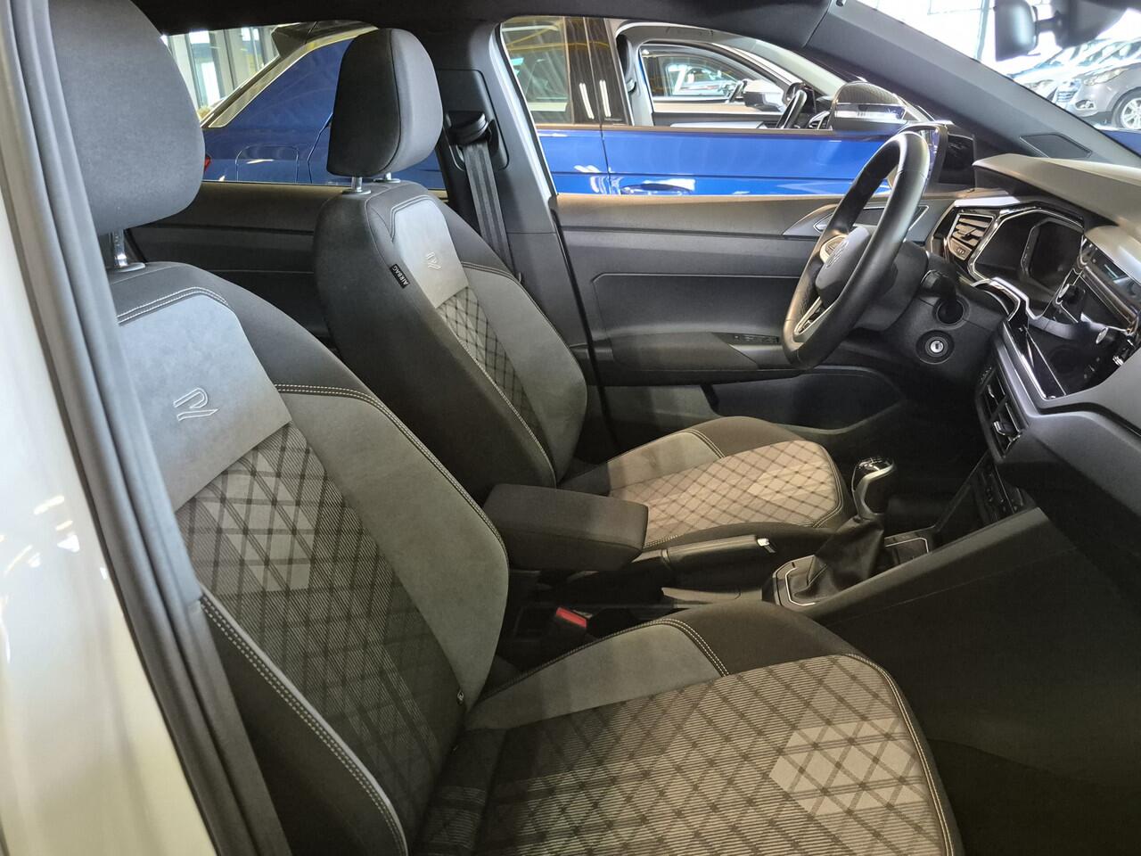 Volkswagen Taigo 1.0 TSI R-Line -110pk- | Matrix LED | Panorama Dak | Rijklaarprijs incl. 1 jaar Bovag garantie