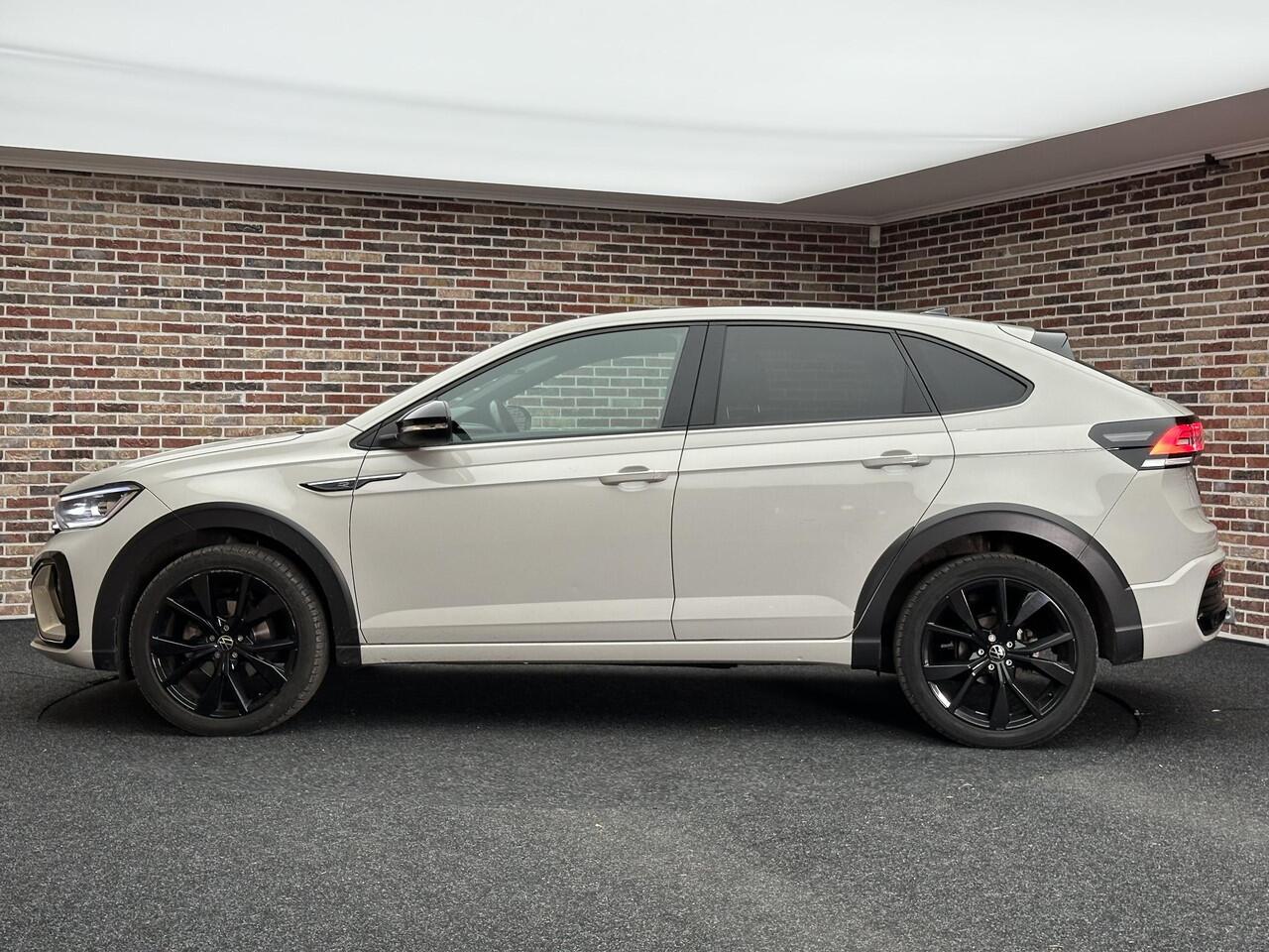 Volkswagen Taigo 1.5 TSI R-Line Business Panorama adaptive Camera Led Virtual