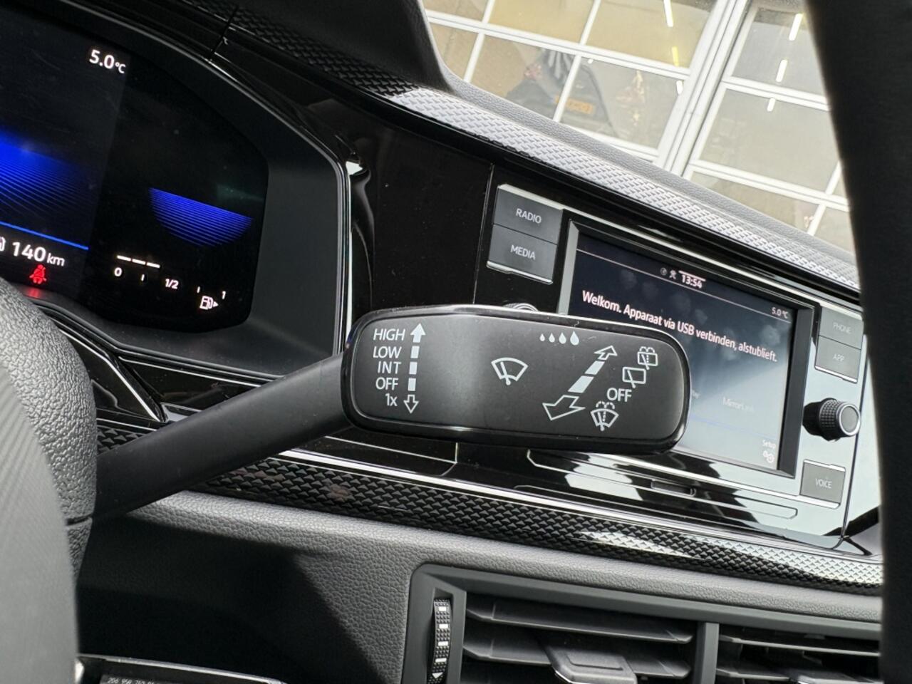 Volkswagen Taigo 1.0 TSI Life Business | Adaptive Cruise Control | DAB | Apple Ca