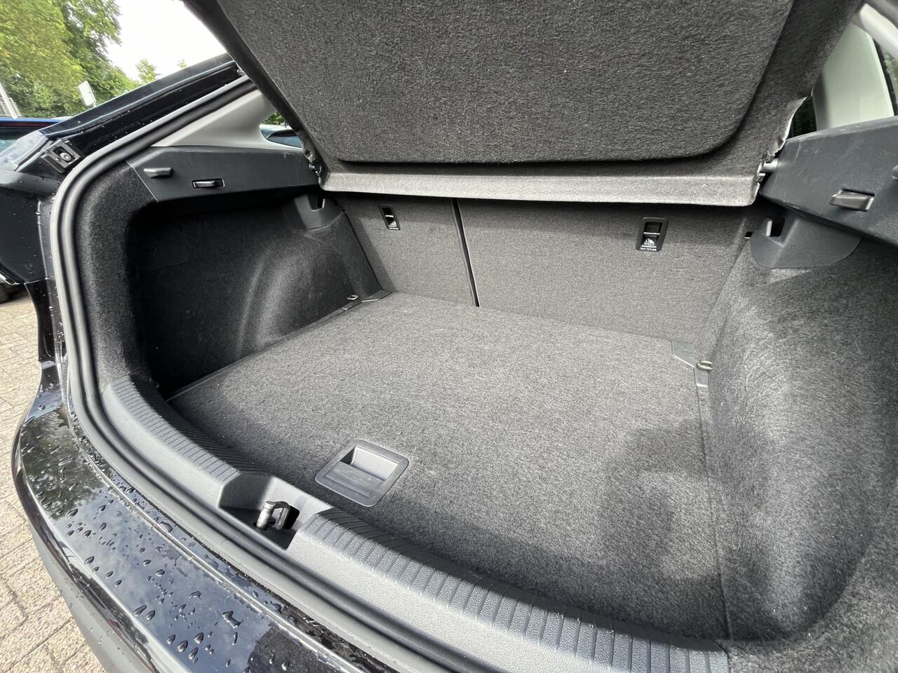 Volkswagen Taigo 1.0 TSI Life Dsg Acamera Applecarplay Navi Lmv