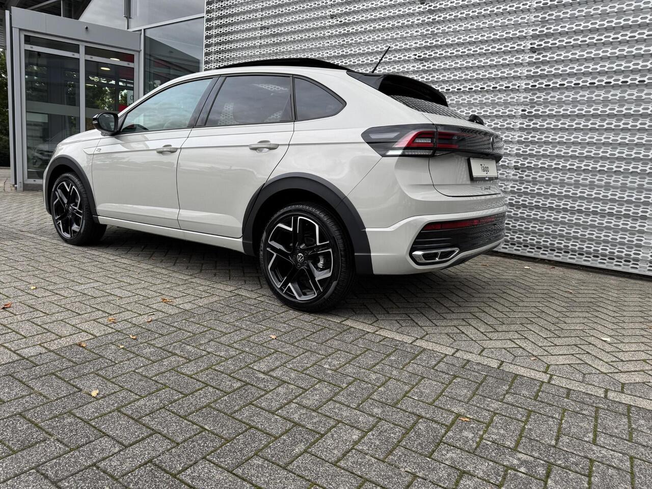 Volkswagen Taigo R-Line-Edition 1.0 85 kW / 116 pk TSI CUV 7 versn. | Panoramadak |