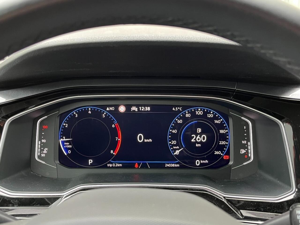 Volkswagen Taigo 1.0 TSI Style Automaat I Rijklaar I Digital Cockpit I Half Leer