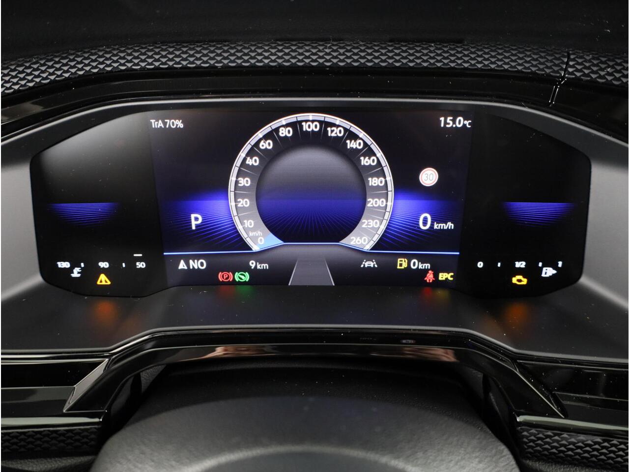 Volkswagen Taigo Oranje Edition 1.0 85 kW / 116 pk TSI CUV 7 versn. | Automaat (DSG) | Private lease vanaf ¤ 567,- pm | Navigatie | Parkeersensoren | Achteruitrijcamera | Stoelverwarming |